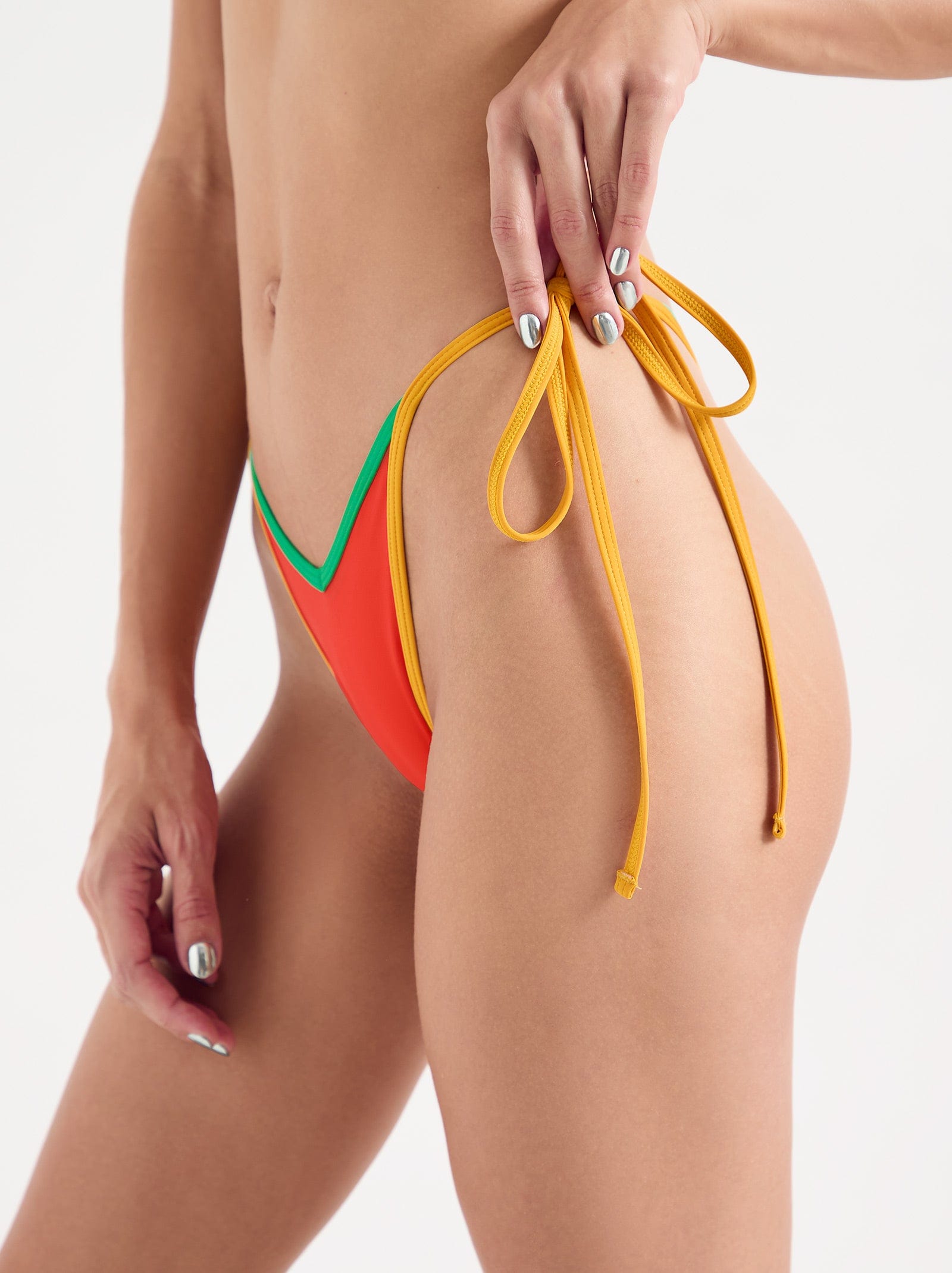 elaya bottom syros